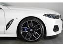 ８シリーズ ８４０ｄ　ｘＤｒｉｖｅ　グランクーペ　Ｍスポーツ　ＢＭＷ認定中古車　２０２３年モデル　フィオナ・レッドレザーシート（赤）シートヒーター　エクスクルーシブスポーツ　タッチ式・ナビゲーション　前後バンパーセンサー　全周囲カメラ　２０インチ・アロイホイール（5枚目）