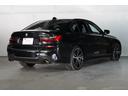 ３３０ｉ　Ｍスポーツパッケージ　ＢＭＷ認定中古車　２０１９年モデル　コンフォート・パッケージ　イノベーション・パッケージ　ファストト・ラック・パッケージ　Ｍアダプティブ・サスペンション　１９インチ・アロイホイール　スマートキー(3枚目)