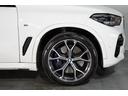 Ｘ５ ｘＤｒｉｖｅ　３５ｄ　Ｍスポーツ　ＢＭＷ認定中古車　２０１９年モデル　コニャック・レザーシート　シートヒーター　衝突軽減ブレーキ　車線逸脱警告　ＬＥＤヘッドライト　２１インチ・アロイホイール　前後バンパーセンサー　全周囲カメラ（5枚目）