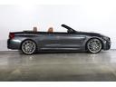 Ｍ４ Ｍ４カブリオレ　コンペティション　ＢＭＷ認定中古車　２０１９年モデル　アロマブラウン・レザーシート　シートヒーター　ＬＥＤヘッドライト　ＤＣＴ（デュアル・クラッチ・トランスミッション）車線逸脱警告　衝突軽減　前後バンパーセンサー（5枚目）