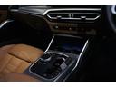 　ＢＭＷ認定中古車　車線逸脱警告　衝突軽減ブレーキ　コニャックヴァーネスカレザーシート　コンフォートパッケージ　１８インチアルミ（30枚目）