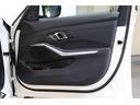 ３２０ｄ　ｘＤｒｉｖｅツーリング　Ｍスポーツ　ＢＭＷ認定中古車　車線逸脱警告　衝突軽減ブレーキ（13枚目）