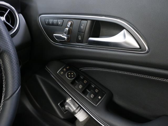 GLA220 4MATIC レーダーセーフティ・プレミアムP(14枚目)