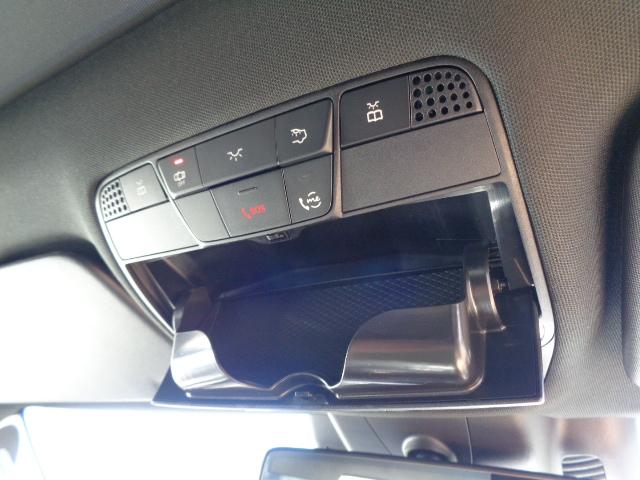 Ｃクラス Ｃ２２０　ｄ　ローレウスエディション　スポーツプラスパッケージ　レザーエクスクルーシブパッケージ　Ｂｌｕｅｔｏｏｔｈ接続　ＥＴＣ　ＬＥＤヘッドライト　ＴＶ　アイドリングストップ　クルーズコントロール　コネクテッド機能　サイドカメラ（40枚目）