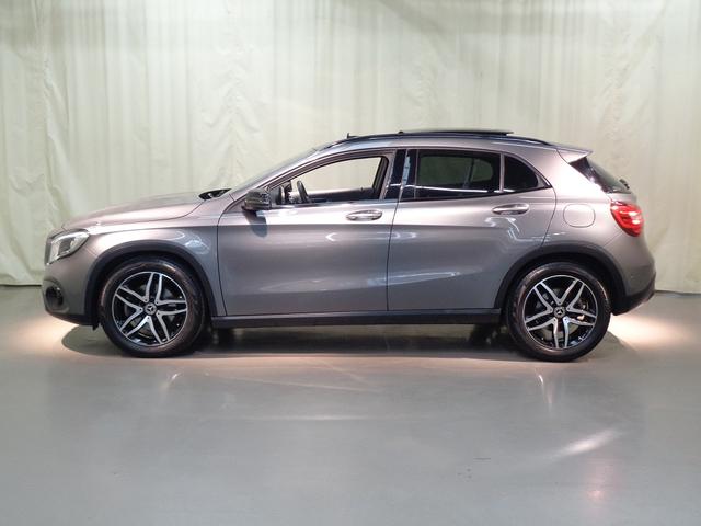 ＧＬＡクラス ＧＬＡ２５０　４マチック　レザーエクスクルーシブパッケージ　レーダーセーフティパッケージ　Ｂｌｕｅｔｏｏｔｈ接続　ＣＤ　ＤＶＤ再生　ＥＴＣ　ＬＥＤヘッドライト　ＴＶ　アイドリングストップ　クルーズコントロール（3枚目）