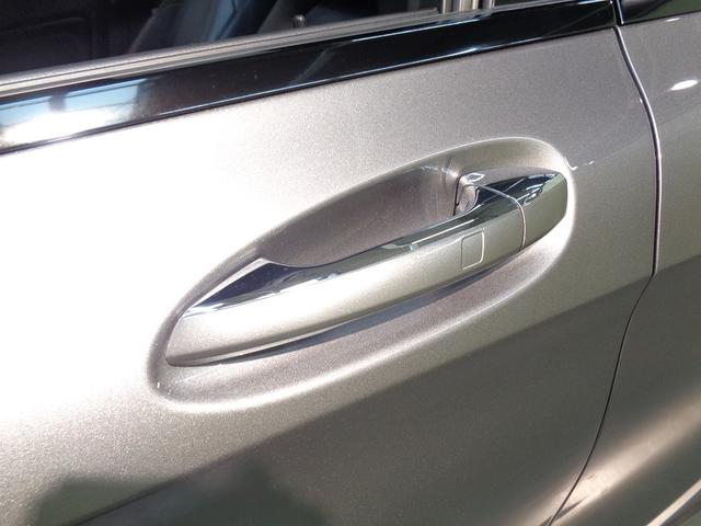 ＧＬＡクラス ＧＬＡ２５０　４マチック　レザーエクスクルーシブパッケージ　レーダーセーフティパッケージ　Ｂｌｕｅｔｏｏｔｈ接続　ＣＤ　ＤＶＤ再生　ＥＴＣ　ＬＥＤヘッドライト　ＴＶ　アイドリングストップ　クルーズコントロール（12枚目）