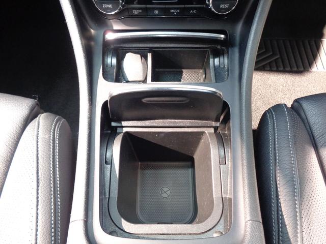 ＧＬＡクラス ＧＬＡ２５０　４マチック　レザーエクスクルーシブパッケージ　レーダーセーフティパッケージ　Ｂｌｕｅｔｏｏｔｈ接続　ＣＤ　ＤＶＤ再生　ＥＴＣ　ＬＥＤヘッドライト　ＴＶ　アイドリングストップ　クルーズコントロール（32枚目）