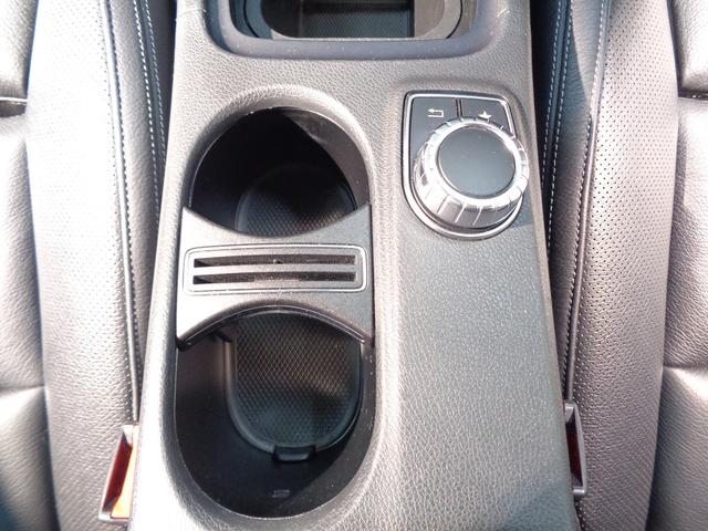 ＧＬＡクラス ＧＬＡ２５０　４マチック　レザーエクスクルーシブパッケージ　レーダーセーフティパッケージ　Ｂｌｕｅｔｏｏｔｈ接続　ＣＤ　ＤＶＤ再生　ＥＴＣ　ＬＥＤヘッドライト　ＴＶ　アイドリングストップ　クルーズコントロール（33枚目）