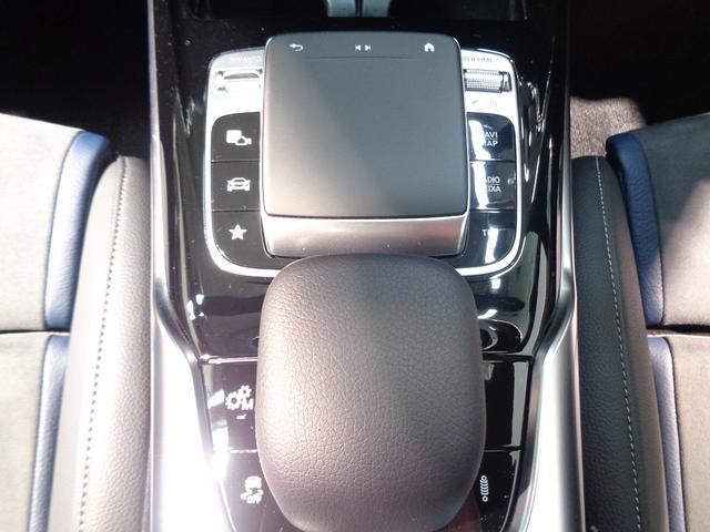 Aクラス A35 4マチック エディション1 Bluetooth接続 ETC LEDヘッドライト TV アイドリングストップ クルーズコントロール コネクテッド機能 サイドカメラ シートヒーター トランクスルー ナビ バックモニター パワーシート(32枚目)