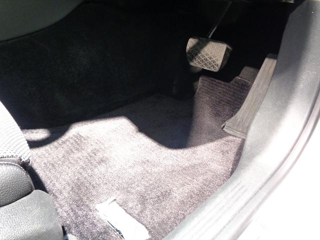 Ｃクラス Ｃ１８０　クーペ　レーダーセーフティパッケージ・ベーシックパ　ッケージ（20枚目）