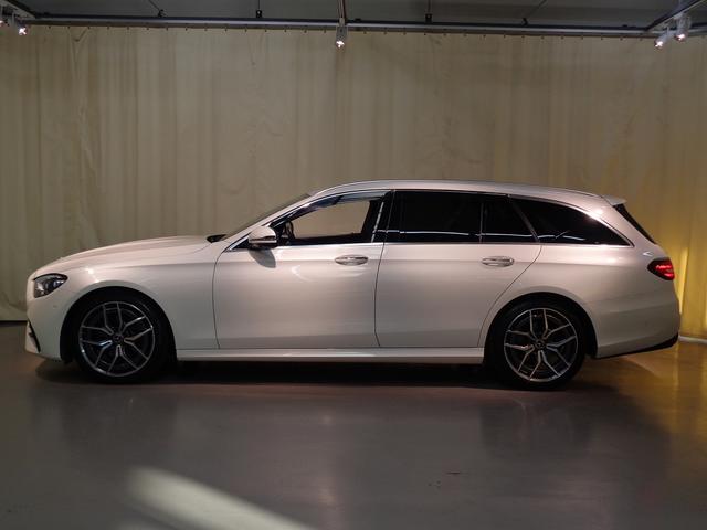 Ｅクラスステーションワゴン Ｅ２２０　ｄ　ステーションワゴン　スポーツ　ＡＭＧラインイン　テリアパッケージ・エクスクルーシブパッケージ（3枚目）