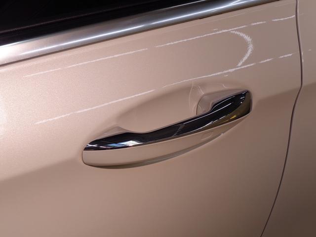 Ｅクラスステーションワゴン Ｅ２２０　ｄ　ステーションワゴン　スポーツ　ＡＭＧラインイン　テリアパッケージ・エクスクルーシブパッケージ（11枚目）