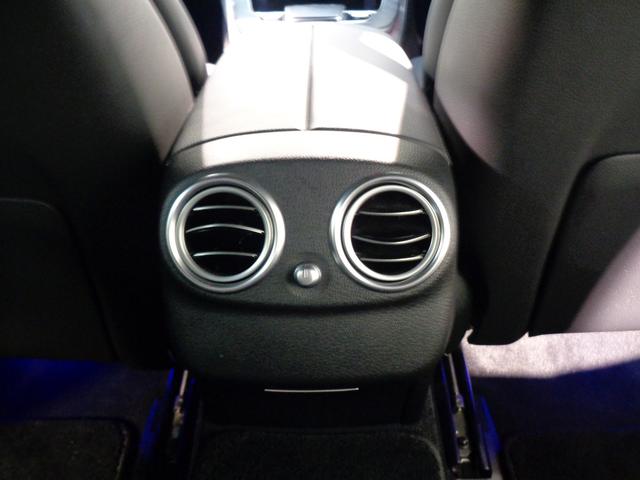 Ｅクラスステーションワゴン Ｅ２２０　ｄ　ステーションワゴン　スポーツ　ＡＭＧラインイン　テリアパッケージ・エクスクルーシブパッケージ（32枚目）