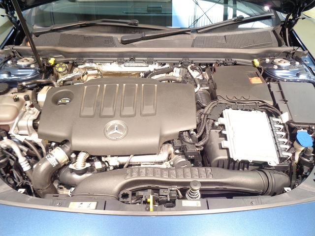 Ａクラスセダン Ａ２００　ｄ　セダン　レーダーセーフティパッケージ・ナビゲー　ションパッケージ（17枚目）