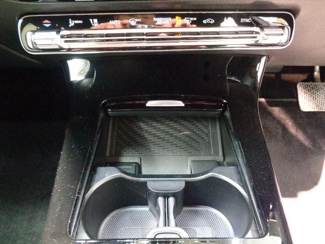 Ａクラスセダン Ａ２００　ｄ　セダン　レーダーセーフティパッケージ・ナビゲー　ションパッケージ（29枚目）