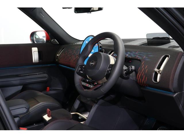 ＭＩＮＩ ＪＣＷ　クロスオーバー　プレミアム＋Ｐ　ＪＣＷトリム　ＭＩＮＩ認定中古車　Ｌパッケージ　２０インチ　パノラマサンルーフ　レッドルーフ　アクティブクルーズコントロールシステム（20枚目）