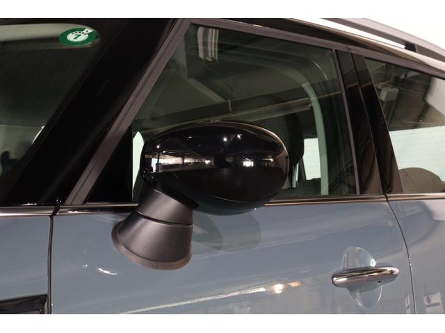ＭＩＮＩ クーパーＤクロスオーバファーストＰクラシックトリム　ＭＩＮＩ認定中古車　クロスシート　フロント・シートヒーターＬＥＤヘッドライト　アクティブ・クルーズコントロール（ＡＣＣ）ＭＩＮＩ・純正ナビゲーション　前後バンパーセンサー　リアビュー・カメラ（13枚目）