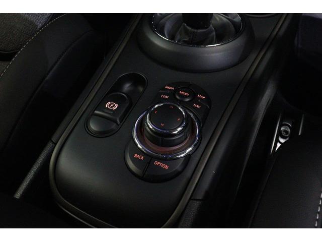 ＭＩＮＩ クーパーＤクロスオーバファーストＰクラシックトリム　ＭＩＮＩ認定中古車　クロスシート　フロント・シートヒーターＬＥＤヘッドライト　アクティブ・クルーズコントロール（ＡＣＣ）ＭＩＮＩ・純正ナビゲーション　前後バンパーセンサー　リアビュー・カメラ（29枚目）