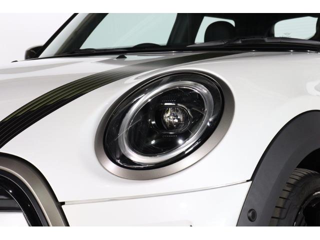 ＭＩＮＩ クーパー　レゾリュート・エディション　ＭＩＮＩ認定中古車　２０２３年モデル　レゾリュート・エディション／特別仕様車　ＹＯＵＲＳ　スポーツ・レザーシート　シートヒーター　ブラックルーフ＆ミラーキャップ　衝突軽減ブレーキ　スマートキー（9枚目）