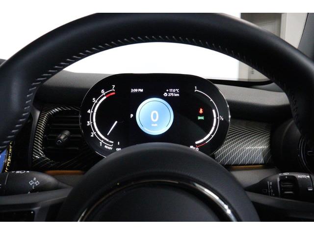 ＭＩＮＩ クーパー　レゾリュート・エディション　ＭＩＮＩ認定中古車　２０２３年モデル　レゾリュート・エディション／特別仕様車　ＹＯＵＲＳ　スポーツ・レザーシート　シートヒーター　ブラックルーフ＆ミラーキャップ　衝突軽減ブレーキ　スマートキー（21枚目）