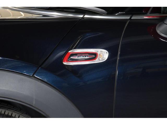 ＭＩＮＩ ジョンクーパーワークス　ＭＩＮＩ認定中古車　カメラパッケージ　１８インチアルミ　レッドルーフ　アクティブクルーズコントロール（8枚目）