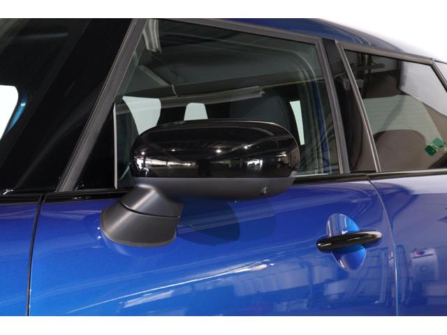 ＭＩＮＩ クーパーＳ　ＭＩＮＩ認定中古車　２０２５年モデル　デモカー　全周囲カメラ（３６０度ビュー）前後バンパー　ＬＥＤヘッドライト＆テールライト　車線逸脱警告　衝突軽減ブレーキ　ナビゲーション　スマートキー（10枚目）
