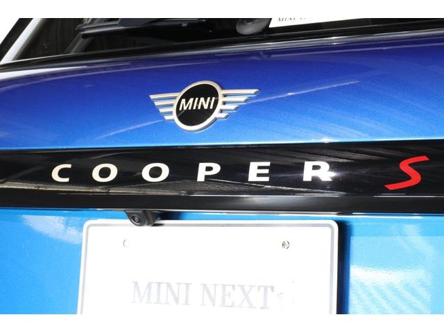 ＭＩＮＩ クーパーＳ　ＭＩＮＩ認定中古車　２０２５年モデル　デモカー　全周囲カメラ（３６０度ビュー）前後バンパー　ＬＥＤヘッドライト＆テールライト　車線逸脱警告　衝突軽減ブレーキ　ナビゲーション　スマートキー（13枚目）