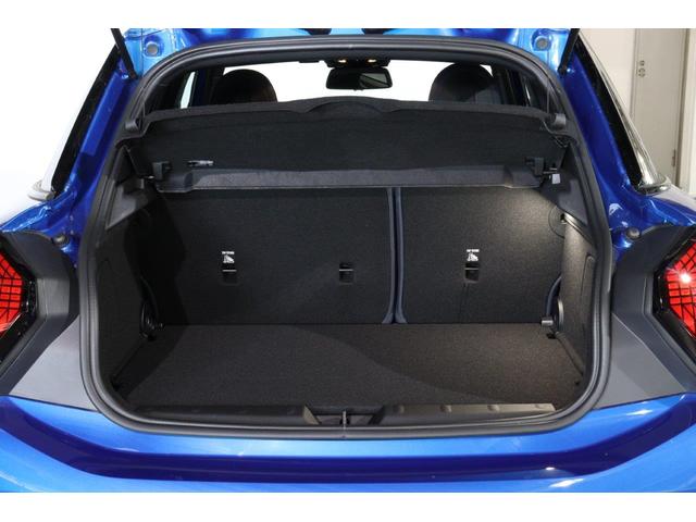 ＭＩＮＩ クーパーＳ　ＭＩＮＩ認定中古車　２０２５年モデル　デモカー　全周囲カメラ（３６０度ビュー）前後バンパー　ＬＥＤヘッドライト＆テールライト　車線逸脱警告　衝突軽減ブレーキ　ナビゲーション　スマートキー（15枚目）
