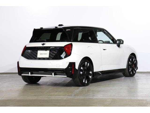 ＭＩＮＩ ＪＣＷ　Ｅ　ジョン・クーパー・ワークス・トリム　ＭＩＮＩ認定中古車（4枚目）