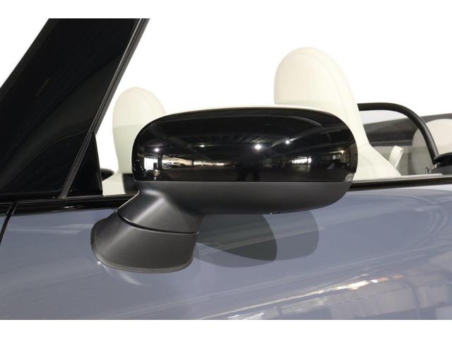 MINI クーパーC コンバーチブル フェイバリット・トリム MINI認定中古車 Mパッケージ 18インチアルミ(10枚目)