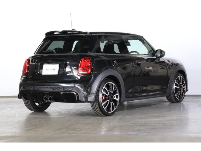 MINI JCW プレミアムプラスパッケージ JCWトリム MINI認定中古車(3枚目)