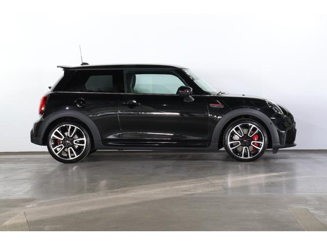 MINI JCW プレミアムプラスパッケージ JCWトリム MINI認定中古車(4枚目)