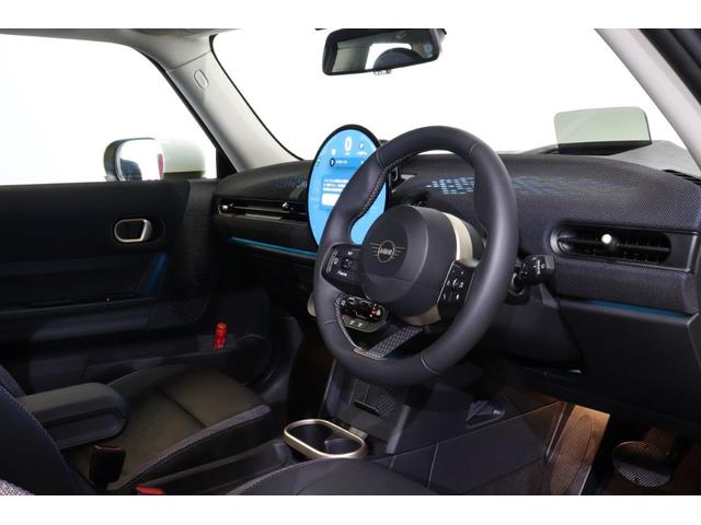 ＭＩＮＩ クーパーＣ　クラシック・トリム　ＭＩＮＩ認定中古車（17枚目）