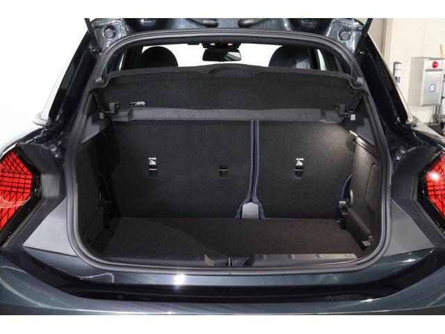 ＭＩＮＩ クーパーＣ　フェイバリット・トリム　ＭＩＮＩ認定中古車（6枚目）