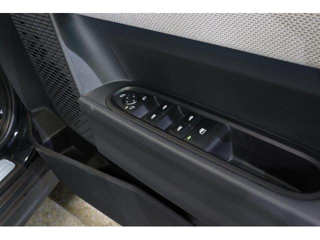 ＭＩＮＩ クーパーＣ　フェイバリット・トリム　ＭＩＮＩ認定中古車（11枚目）