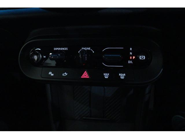 ＭＩＮＩ クーパーＣ　フェイバリット・トリム　ＭＩＮＩ認定中古車（18枚目）