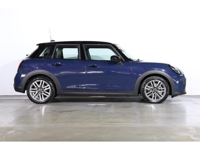 MINI クーパーC クラシック・トリム MINI認定中古車(4枚目)
