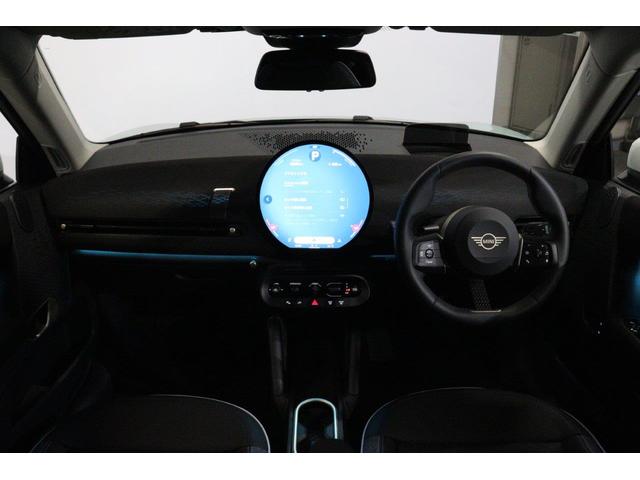 MINI クーパーSE クラシック・トリム MINI認定中古車(3枚目)