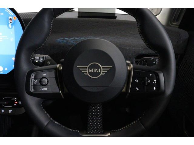 MINI クーパーSE クラシック・トリム MINI認定中古車(13枚目)