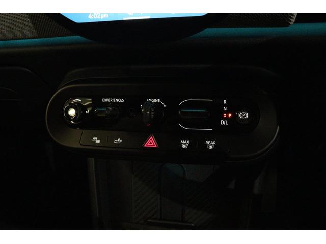 MINI クーパーC フェイバリット・トリム MINI認定中古車(18枚目)