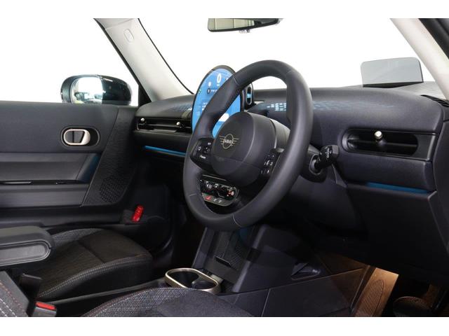 MINI クーパーCライト エッセンシャル・トリム MINI認定中古車(7枚目)