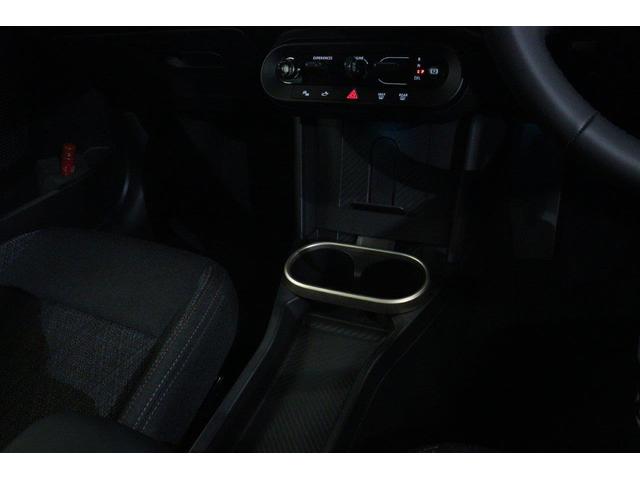 MINI クーパーCライト エッセンシャル・トリム MINI認定中古車(17枚目)