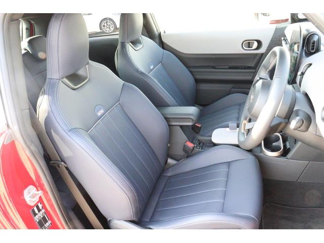 MINI クーパーC フェイバリット・トリム MINI認定中古車(8枚目)