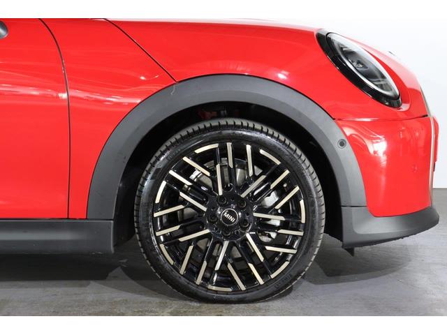 MINI クーパーC フェイバリット・トリム MINI認定中古車(33枚目)