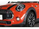 ＭＩＮＩ クーパーＳ　ＭＩＮＩ認定中古車　ペッパーパッケージ　カメラパッケージ　ＳＴＵＤＩＯ　ＳＴＹＬＥ　１７インチアルミ　アームレスト　ＡＣＣ　衝突軽減ブレーキ　ＬＥＤヘッドライト　ＢＬＵＥＴＯＯＴＨ（5枚目）