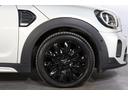 ＭＩＮＩ クーパーＤ　クロスオーバー　ＭＩＮＩ認定中古車　衝突被害軽減ブレーキ　アクティブクルーズコントロール　ＬＥＤヘッドライト　電動リアゲート　ユニオンジャックテールライト　タッチパネルナビゲーションシステム　Ｂｌｕｅｔｏｏｔｈ接続（5枚目）