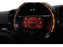 クーパーＤ　クロスオーバー　ＭＩＮＩ認定中古車　衝突被害軽減ブレーキ　アクティブクルーズコントロール　ＬＥＤヘッドライト　電動リアゲート　ユニオンジャックテールライト　タッチパネルナビゲーションシステム　Ｂｌｕｅｔｏｏｔｈ接続（25枚目）