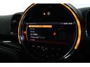 クーパーＤ　クロスオーバー　ＭＩＮＩ認定中古車　衝突被害軽減ブレーキ　アクティブクルーズコントロール　ＬＥＤヘッドライト　電動リアゲート　ユニオンジャックテールライト　タッチパネルナビゲーションシステム　Ｂｌｕｅｔｏｏｔｈ接続（26枚目）