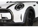 ＭＩＮＩ クーパー　レゾリュート・エディション　ＭＩＮＩ認定中古車　２０２３年モデル　レゾリュート・エディション／特別仕様車　ＹＯＵＲＳ　スポーツ・レザーシート　シートヒーター　ブラックルーフ＆ミラーキャップ　衝突軽減ブレーキ　スマートキー（8枚目）