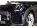 ＭＩＮＩ クーパＳＤ　ＭＩＮＩ認定中古車　レザーチェスター　１７インチ・アルミ・ホイール　アクティブク・ルーズコントロール　ナビゲーション・パッケージ（8枚目）